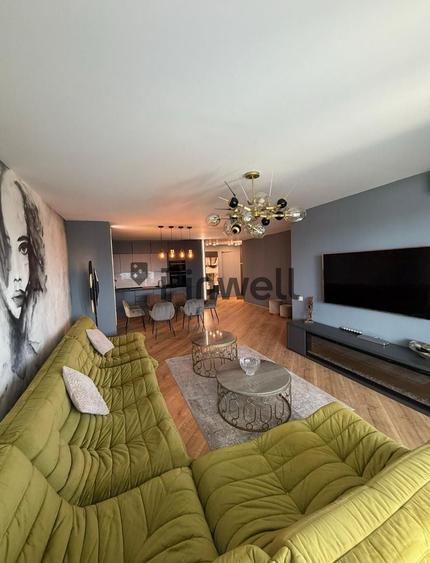 Apartament cu 3 camere, mobilat în Central — fotografia 1
