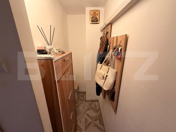 Apartament cu 3 camere decomandat, mobilat în Micro 11