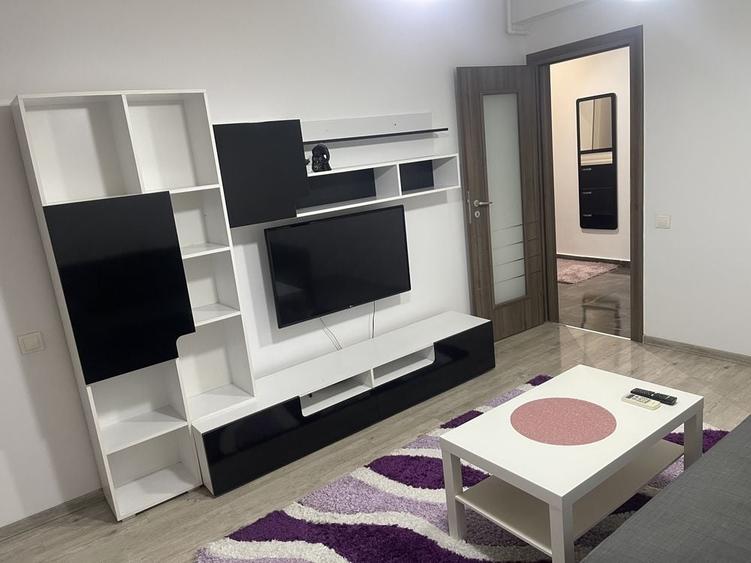 Inchiriere apartament Bucuresti, Sectorul 3, zona Trapezului. Metrou 1 decembrie - 8