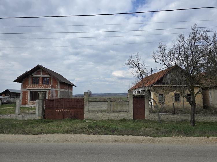 Casă cu 3 camere în Ciuhoi