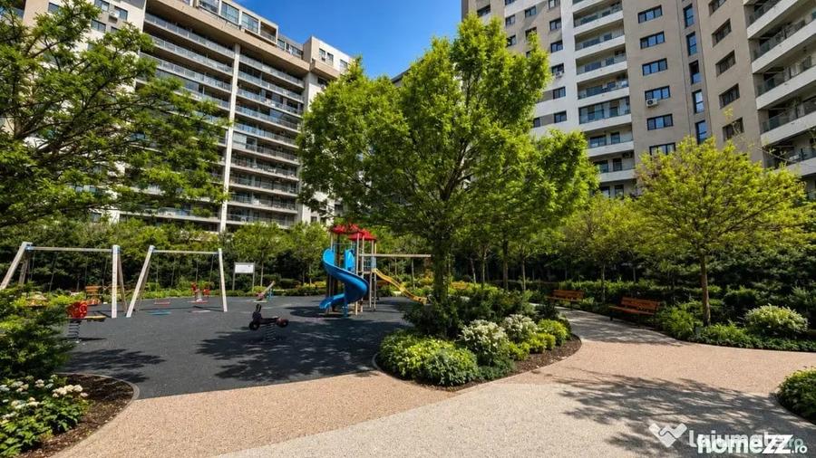 Apartament cu 3 camere decomandat în Lujerului