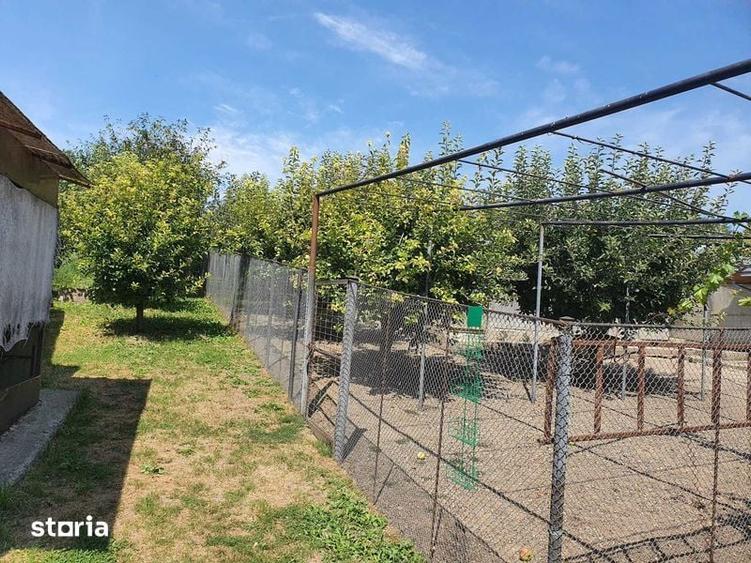Casă cu 4 camere cu Teren 107 Mp în Dumești