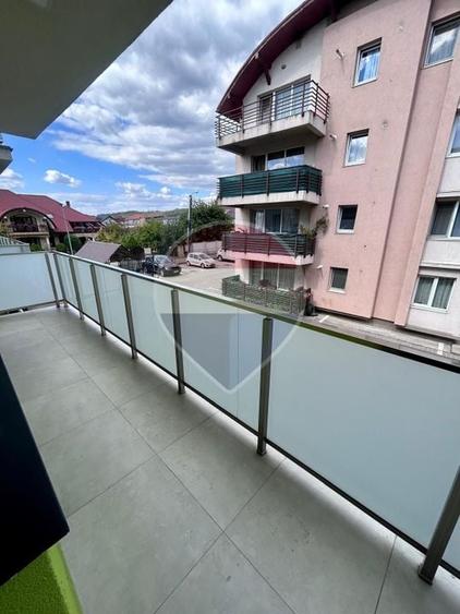 Apartament cu 2 camere decomandat, mobilat în Independenței