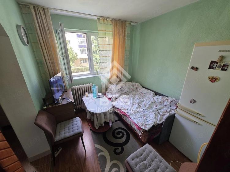 VANZARE APARTAMENT- ZONA DECEBAL ETAJ 1 - 7