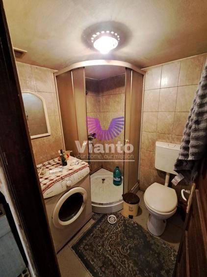 Casă individuală cu 3 camere cu Canalizare în Ruși