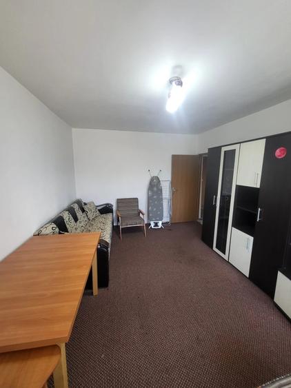 Apartament cu 2 camere decomandat în Bd. Independenței