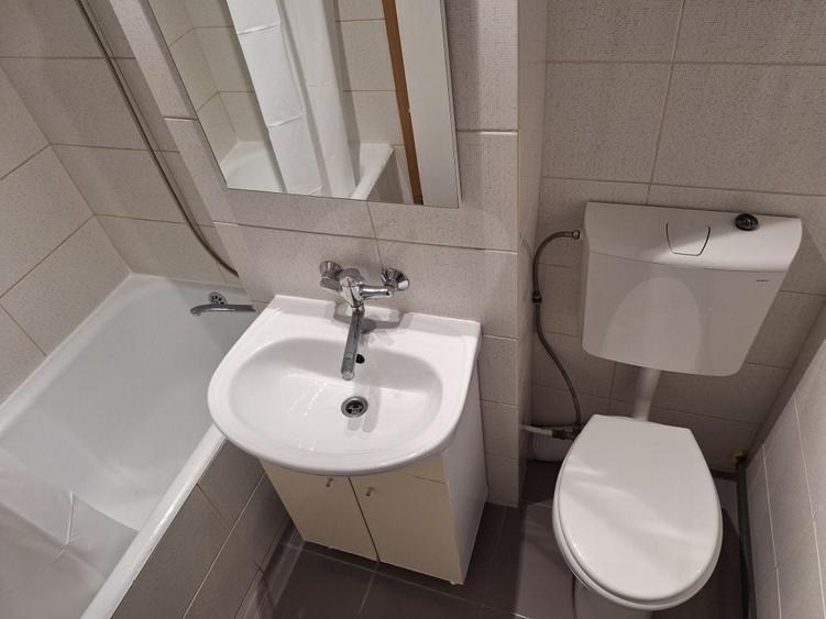 Garsonieră semidecomandată în Aurel Vlaicu