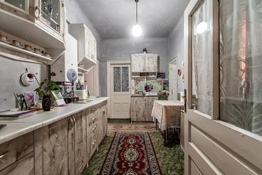 Casă cu 3 camere cu Teren 330 Mp în Central