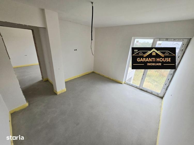 Casă cu 4 camere în Săsar