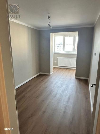 Apartament cu 4 camere semidecomandat, mobilat în Rahova