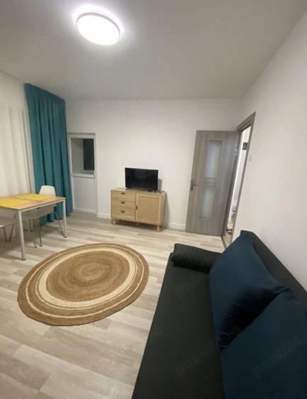 Garsonieră decomandată în Nufărul