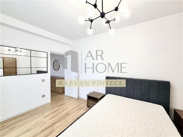 Apartament cu 3 camere decomandat, mobilat în Mărășești