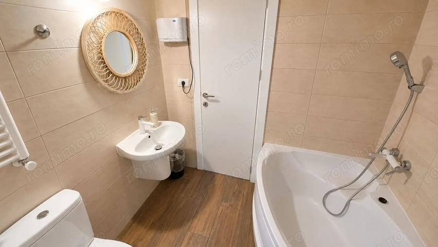 Casă cu 7 camere cu Teren 1800 Mp în Braytim