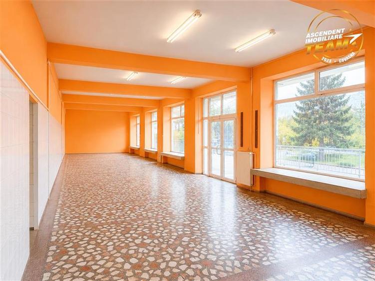 Spațiu comercial, de 257 mp, în Gării
