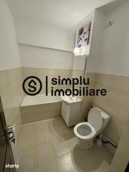 Apartament cu 3 camere decomandat în Bordei