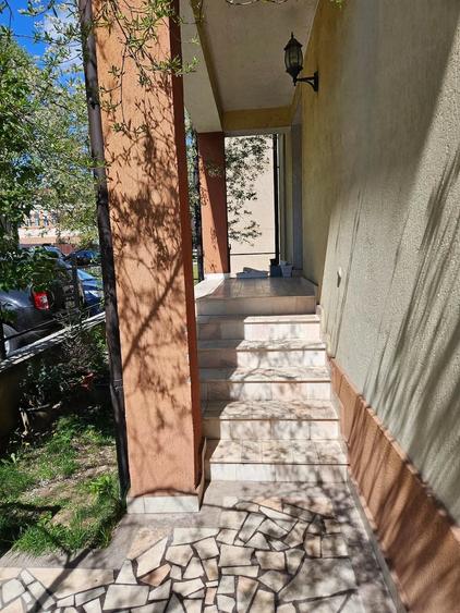 Apartament cu 3 camere decomandat în Nord
