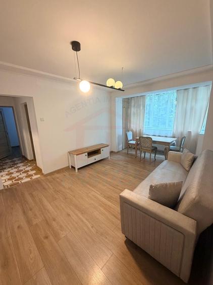Apartament cu 3 camere în Mazepa 1
