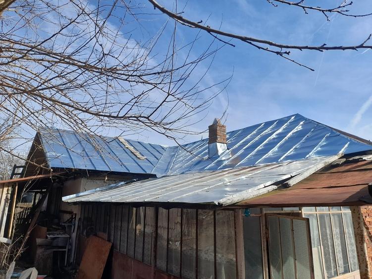 Casă cu 3 camere în Crivățu