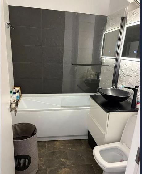 Apartament cu 2 camere semidecomandat în Obor
