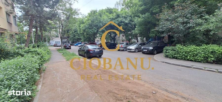 Apartament cu 3 camere decomandat, mobilat în Rovine