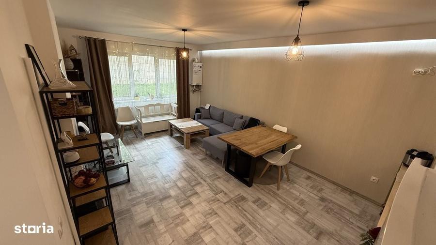 Apartament cu 2 camere decomandat în Florești