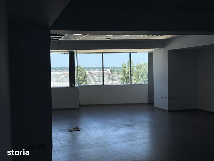 Spațiu comercial, de 310 mp, în Băneasa