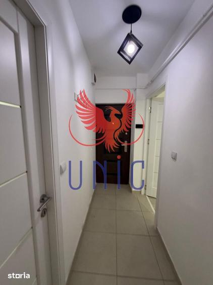 Garsonieră decomandată în 1 Mai