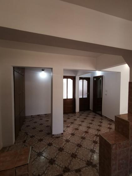 Vand apartament cu 3 camere - 6