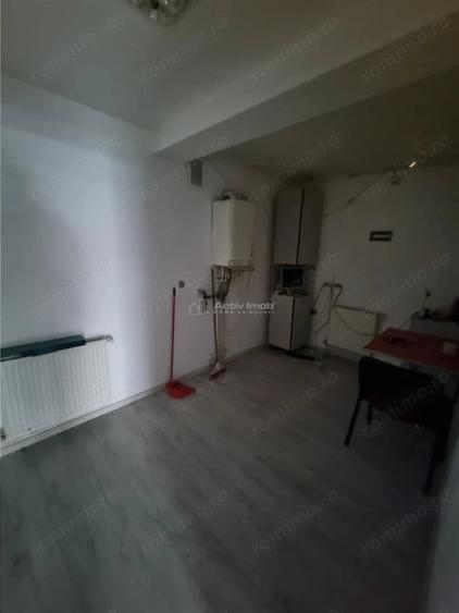 Spațiu comercial, de 42 mp, în Central