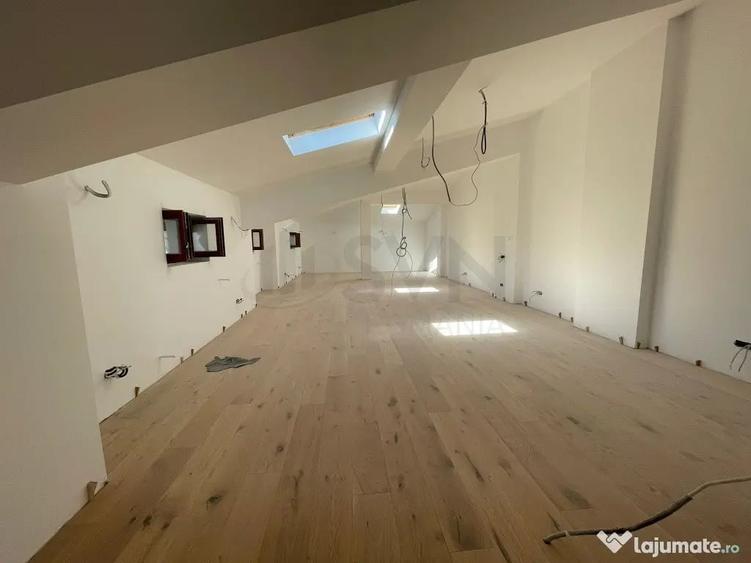 Casă cu 4 camere cu Teren 240 Mp în Dorobanți