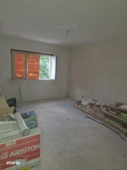 De vanzare apartament 2 camere decomandat? 54 mp, bl. C4, sc. 1, et. 3 - 3