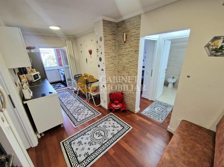 Apartament cu 2 camere decomandat în Dacia