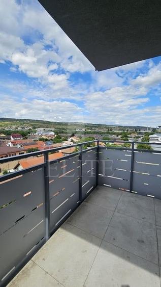 Apartament cu 2 camere semidecomandat în Mărăști