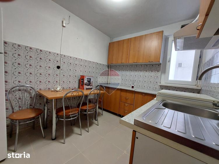 Apartament cu 2 camere decomandat în Drumul Taberei