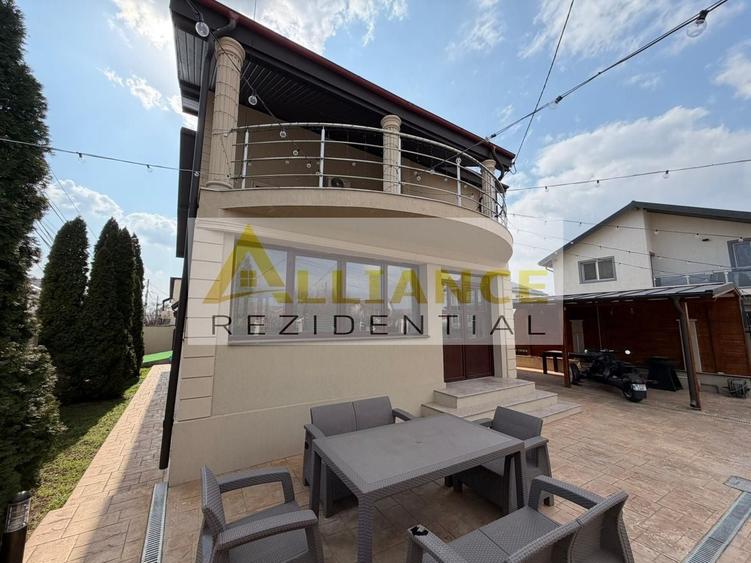 Casă individuală cu 7 camere cu Canalizare în Berceni