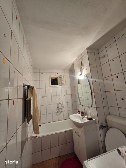 Garsonieră decomandată în Est