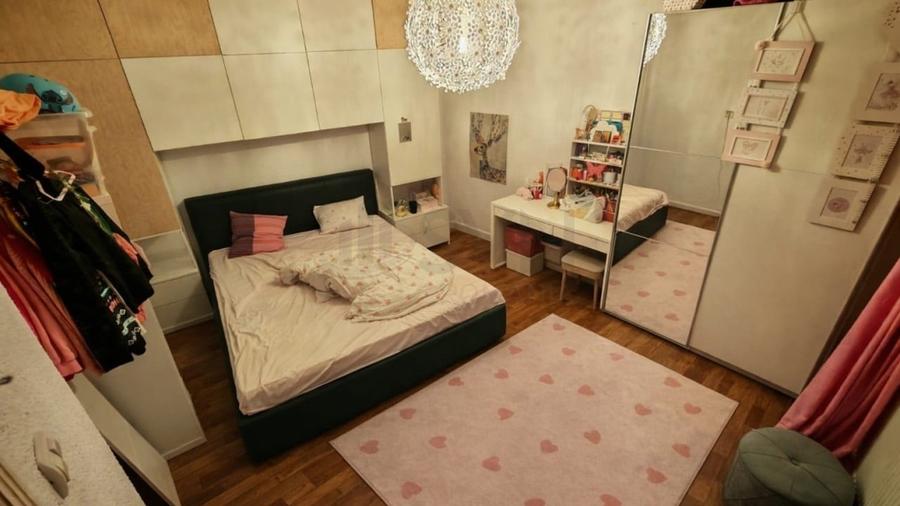 Casă individuală cu 6 camere cu Canalizare în Armeneasca