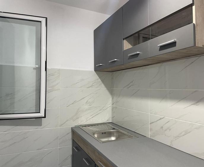 Apartament cu 2 camere semidecomandat în Crihala