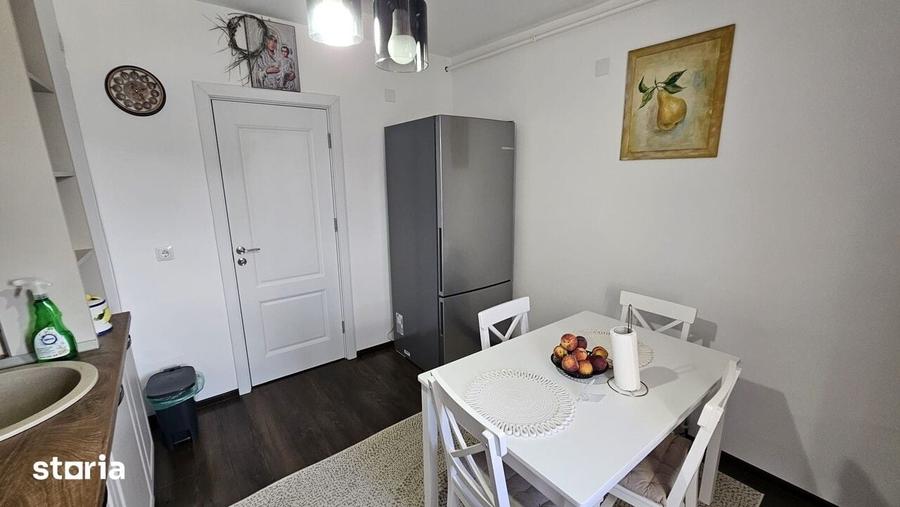 Apartament cu 2 camere decomandat în Democrației