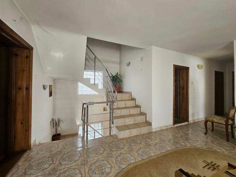 Casă individuală cu 4 camere cu Teren 1676 Mp în Exterior Nord