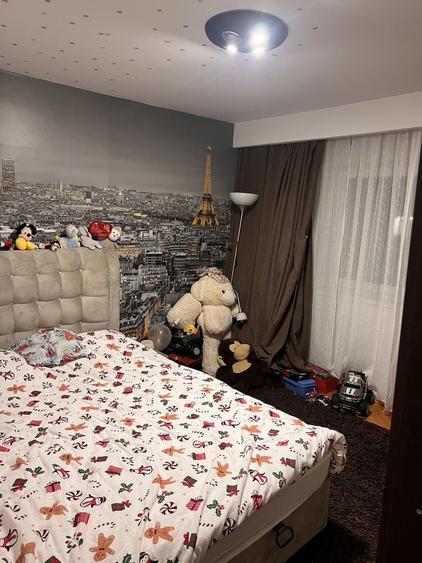 Apartament cu 3 camere decomandat, mobilat în Cedonia