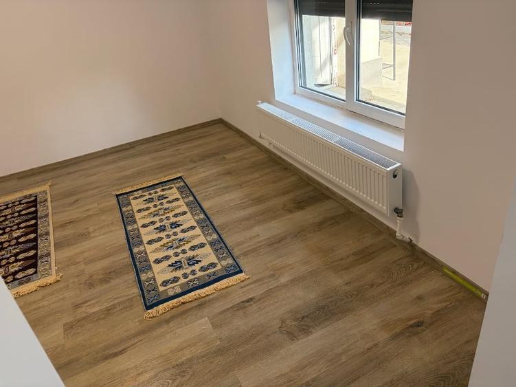 Casă individuală cu 3 camere cu Canalizare în Chitila