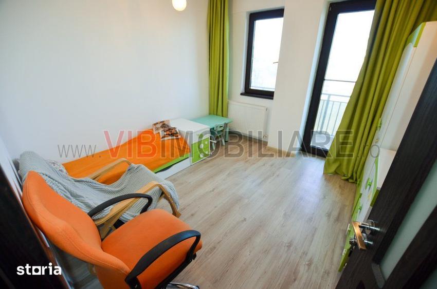 Apartament cu 3 camere decomandat, mobilat în Titan