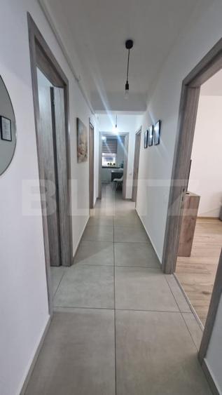 Apartament cu 3 camere decomandat, mobilat în Tractorul