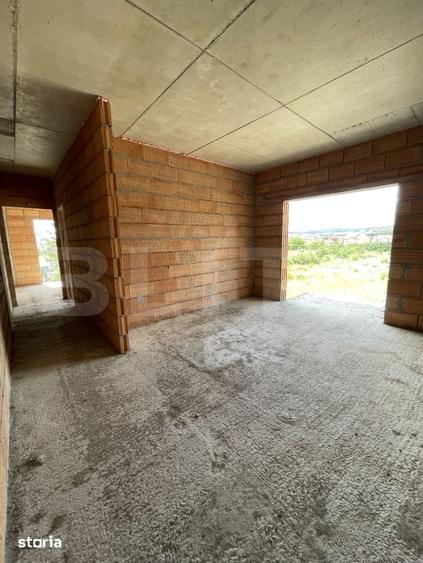 Apartament cu 3 camere în Calea Moldovei