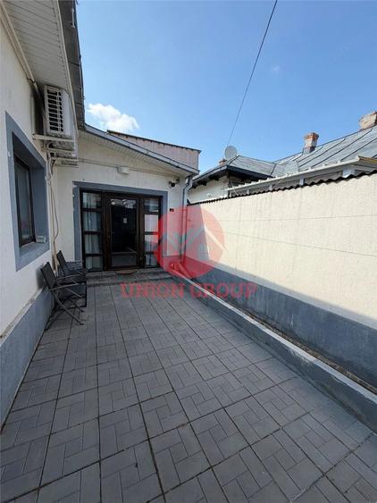 Casă cu 3 camere cu Teren 107 Mp în Delfinariu