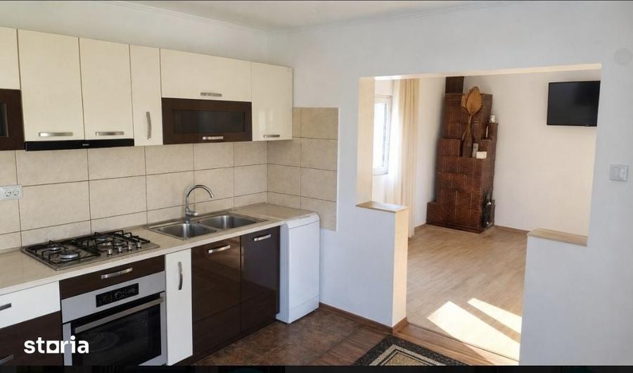 Casă cu 3 camere cu Teren 673 Mp în Corbi