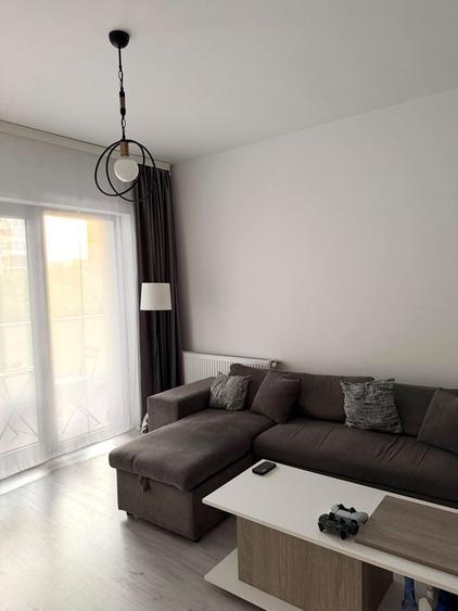 Apartament cu 2 camere în Mihai Bravu