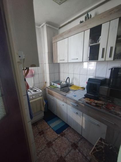 Garsonieră decomandată în Noua