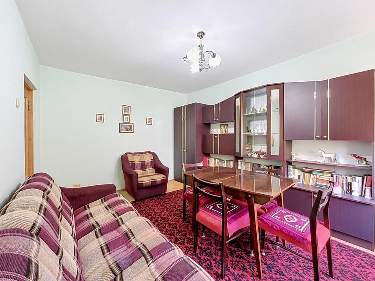 Apartament cu 2 camere decomandat în Oancea